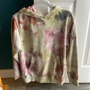 Nike Tie Dye Sweatshirt